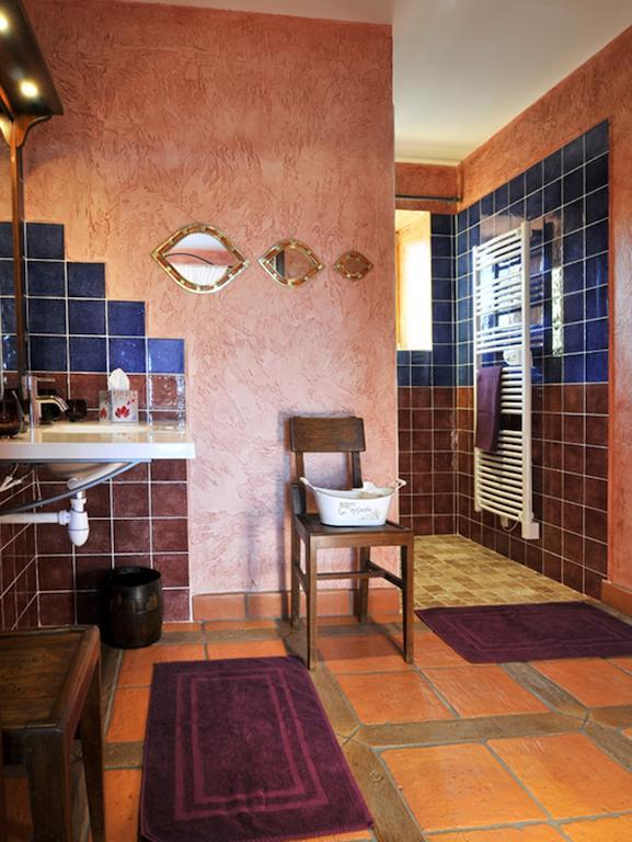 Chateau De Larre Hotel Chatres-sur-Cher Room photo
